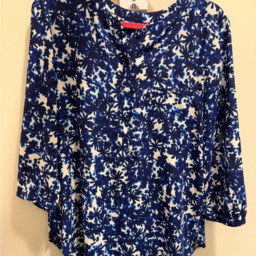 NYDJ Blue and White Floral Long Sleeve Tee